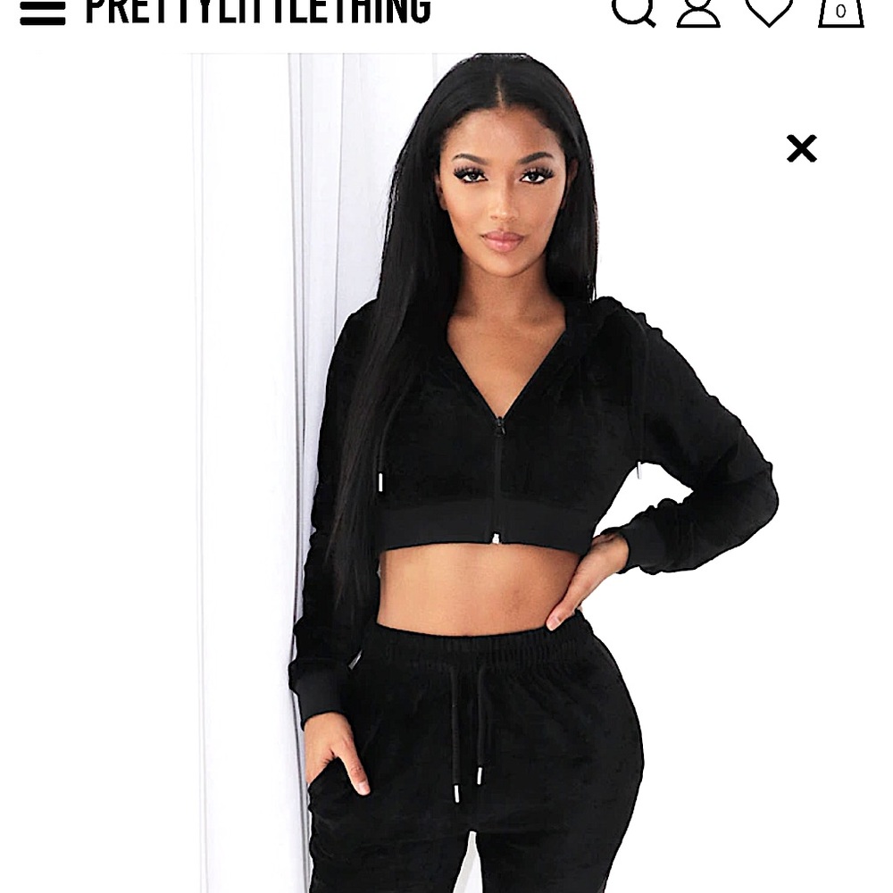 PRETTYLITTLETHING Shape Black Velour Extreme Crop Sweatshirt